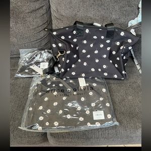 Alice + Olivia AO X Designer Duffel bags and matching reversible Bucket Hat *NEW